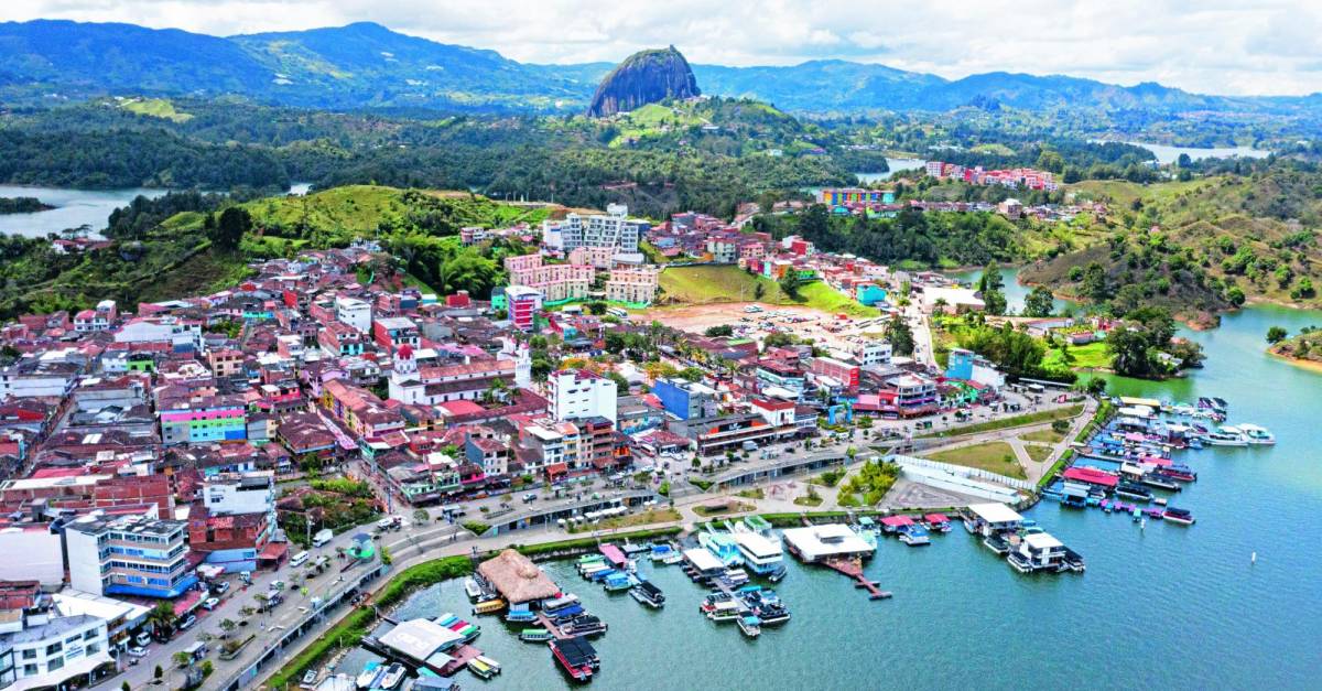 Guatape Town